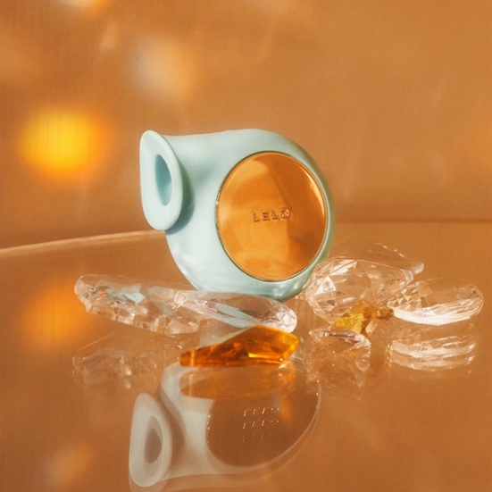 Стимулятор клитора Lelo Sila